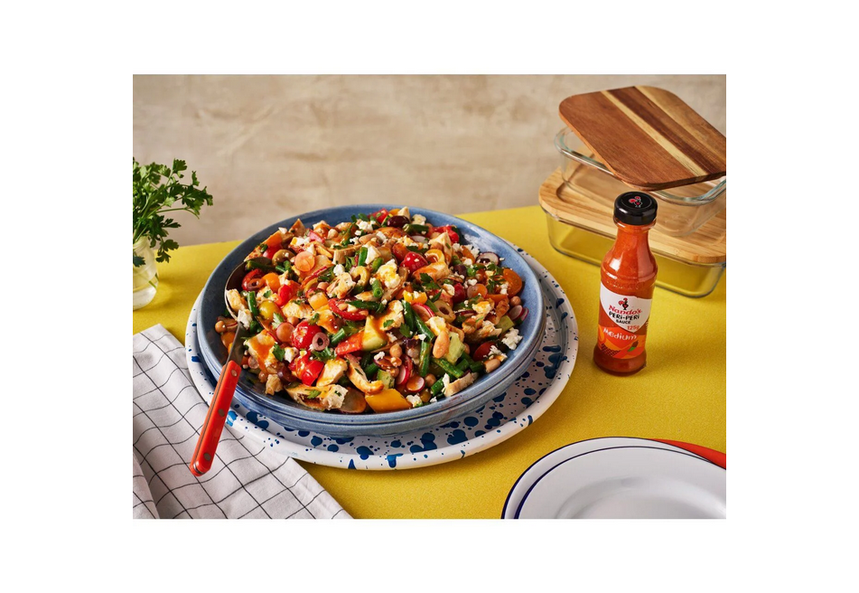 Nando's Medium Peri-Peri Sauce 9.2oz side package detail image - Pops Trading Company